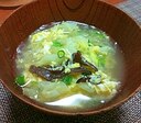 キクラゲとキャベツの中華スープ